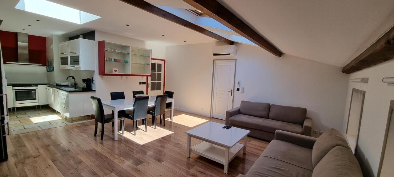 Loft 80M2 En Plein Coeur De La Vieille Ville 3 Etoiles Тулон Экстерьер фото