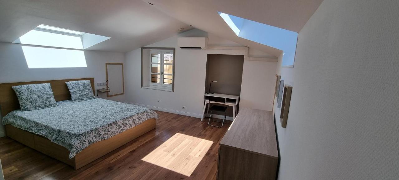 Loft 80M2 En Plein Coeur De La Vieille Ville 3 Etoiles Тулон Экстерьер фото
