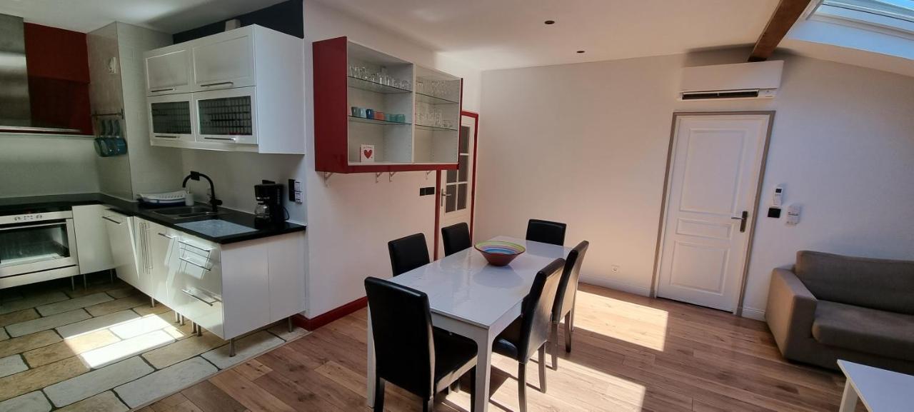 Loft 80M2 En Plein Coeur De La Vieille Ville 3 Etoiles Тулон Экстерьер фото